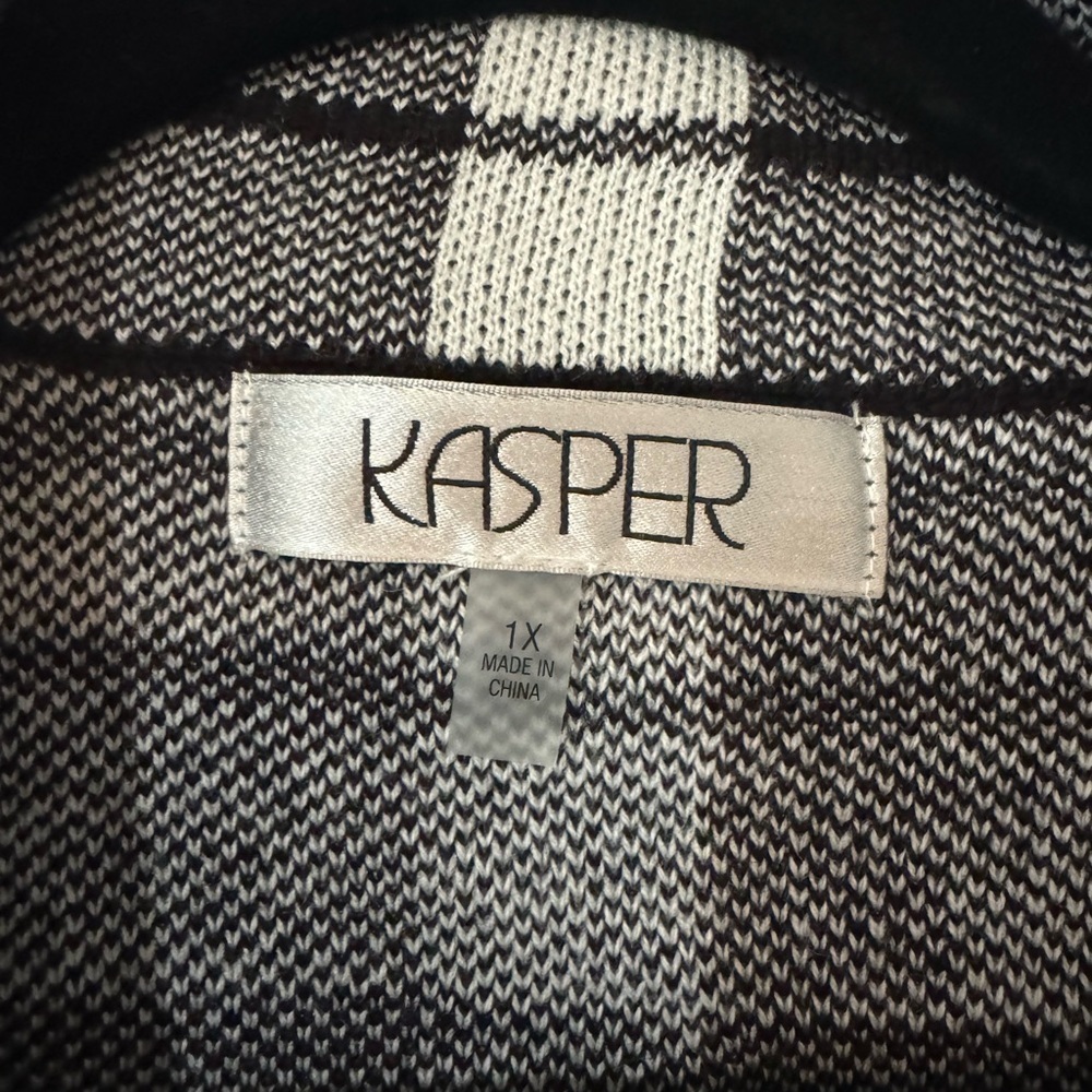 Kasper Monochrome Plaid Trench Coat - Picture 6 of 10
